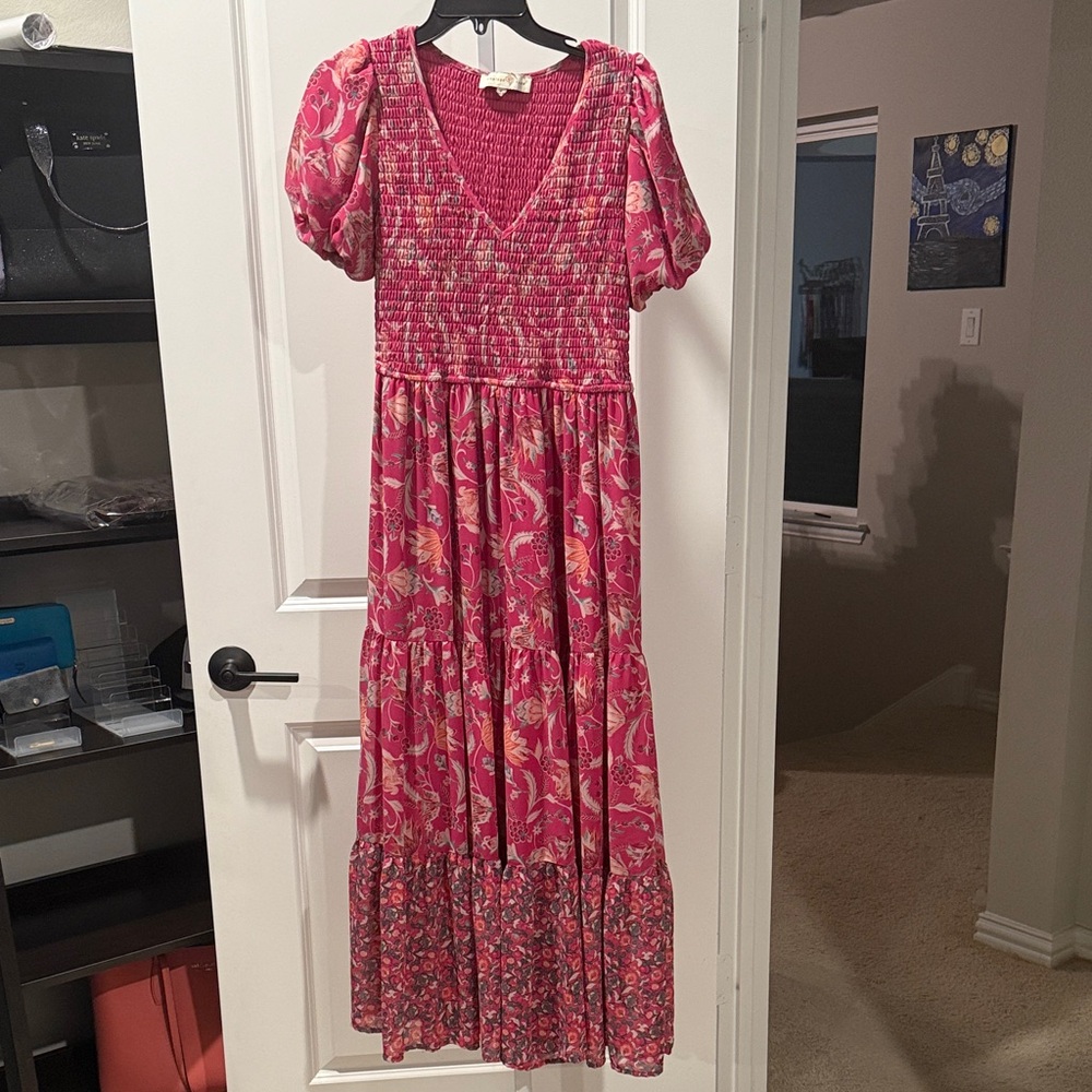 Elegant Floral Maxi Dress in Pink